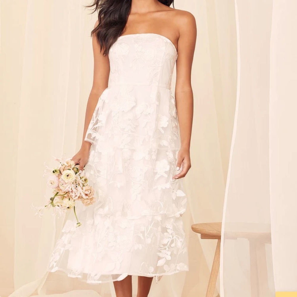 NWT Lulus Loving With You White Embroidered Tiered Strapless Midi Dress